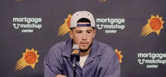 太阳三连胜登顶西部第七 布克格林联手击溃雄鹿