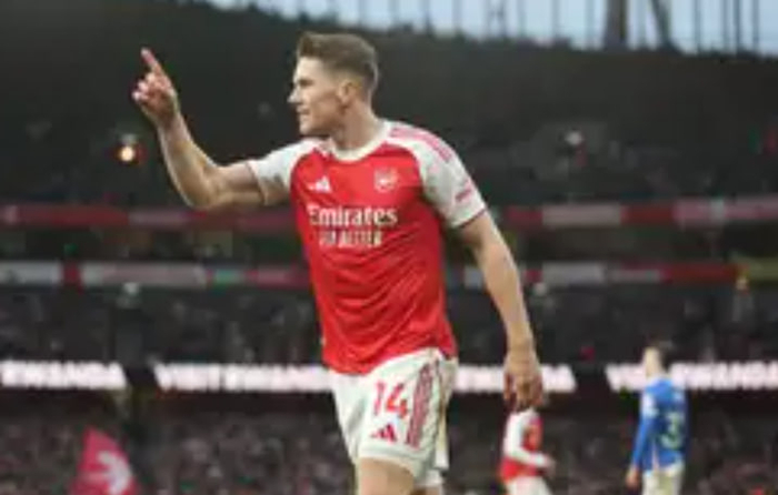 曼联1亿欧元争夺巴萨新星费尔明·洛佩斯遭巴萨