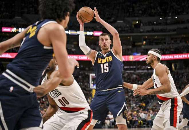 掘金逆转开拓者约基奇三双率队豪取9连胜