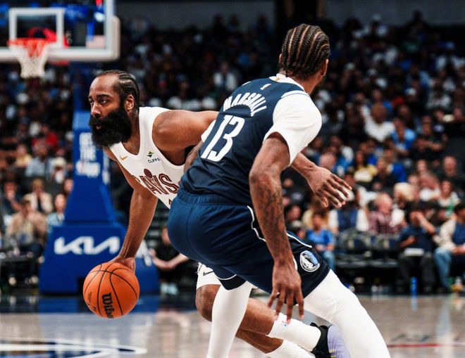 哈登或拒绝执行球员选项 骑士阵容面临重大调整