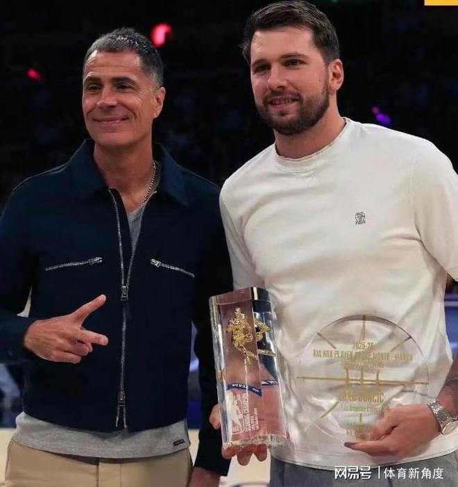 湖人火箭G2杜兰特复出难挽败局 东契奇回归成关