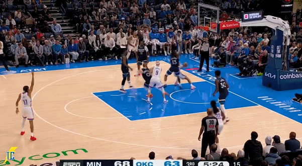 雷霆下半场逆转森林狼 亚历山大砍20+10引领胜利